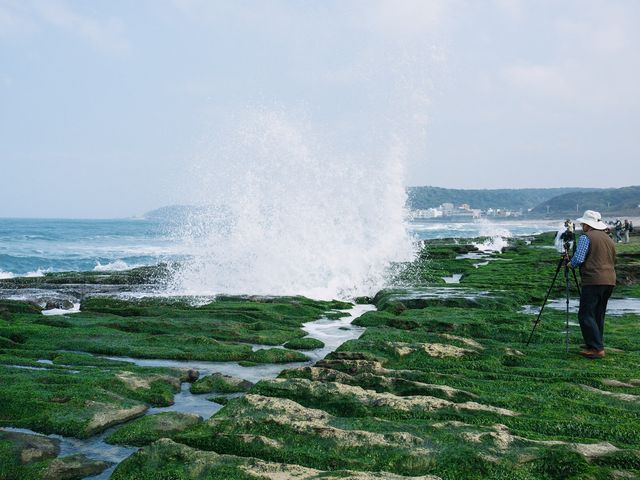 探台灣季節限定秘境「老梅綠石槽」