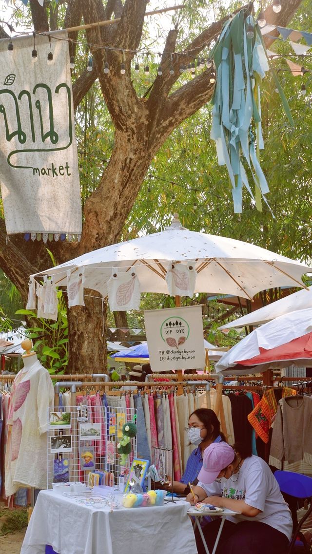 chamcha market cute and fresh rainforest market