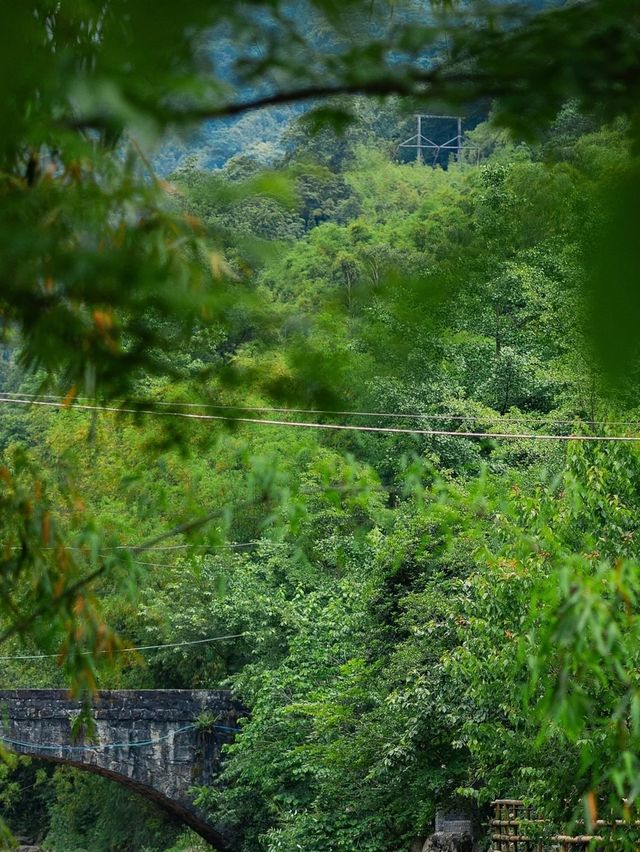 有山有水有橋，卻沒有什麼遊客的地方