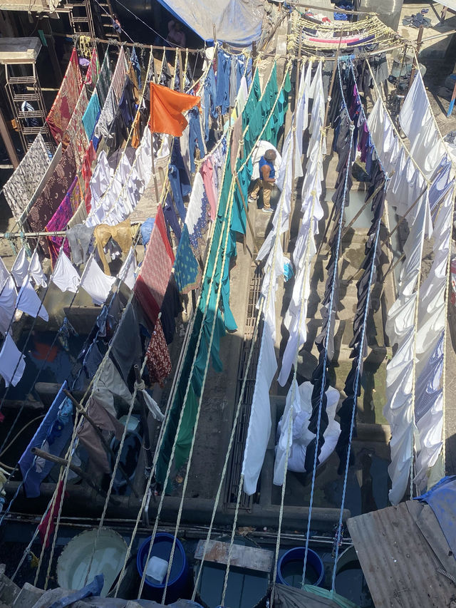 「Dhobi Ghat」。