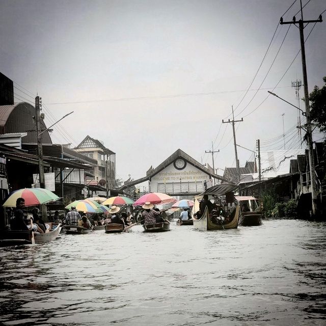 We went to the biggest floating market in Thailand, and here are our thoughts