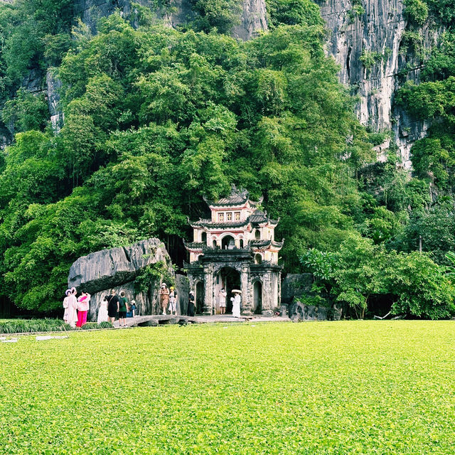 Ninh Binh Temple