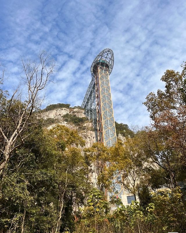 各位，東海靈岩景區實在太棒了！