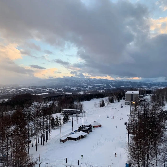 新雪谷村