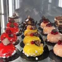 Chic patisserie in the heart of the city!