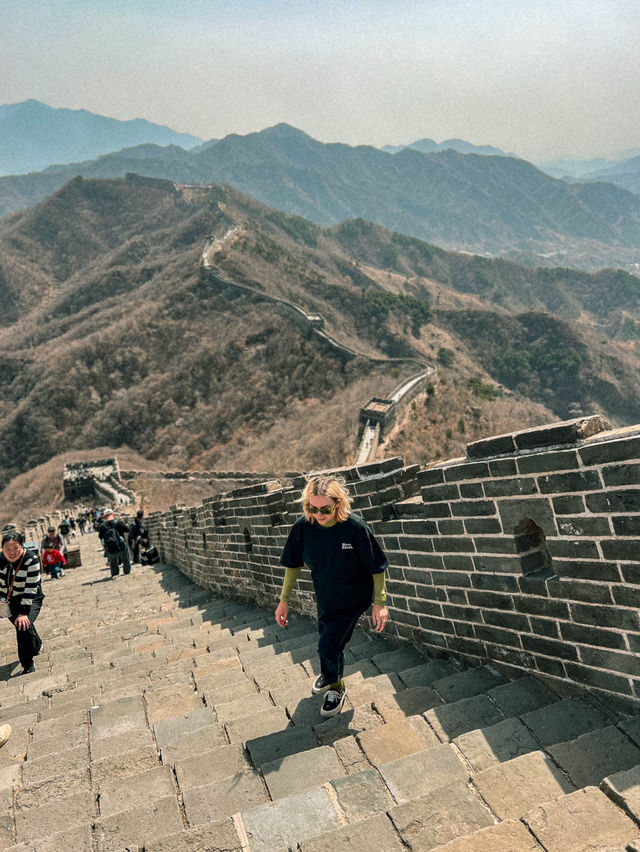 Exploring the Great Wall of China at Mutianyu 🇨🇳