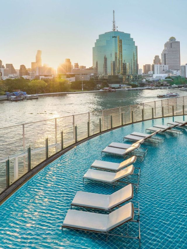 🌆✨ Bangkok's Best: Millennium Hilton Riverside Retreat 🏨🛍️🌊