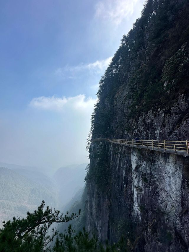 長沙冬日雪韻：明月山滑雪與溫泉之旅