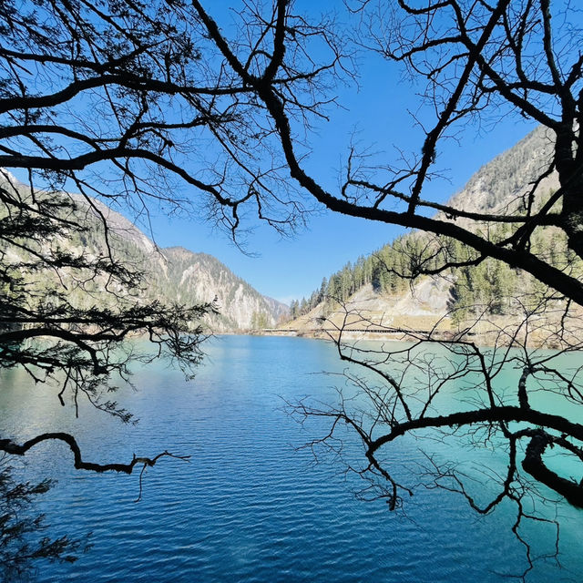 จิ่วจ้ายโกว Jiuzhaigou ประเทศจีน