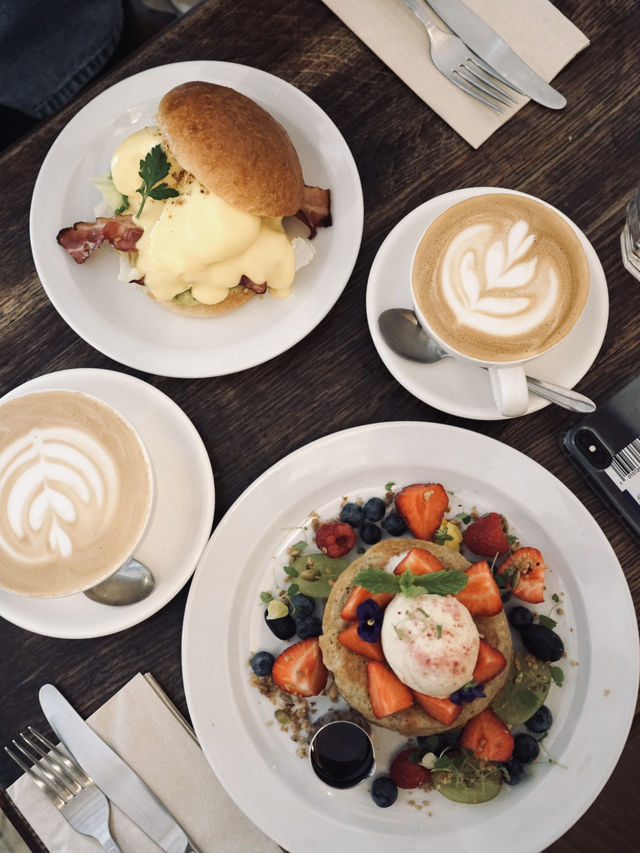 Paris | Enjoy the brilliant brunch with friends 