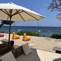 Beach Club with FREE Daybeds in senggigi