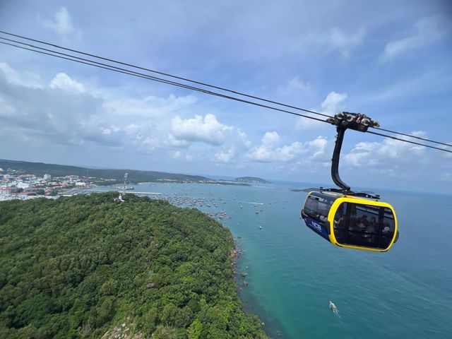 Most unique way to admire the sea, Phu Quoc cable car