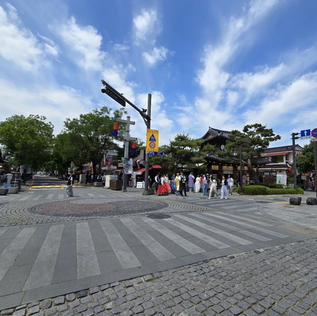 Immerse Yourself in Tradition at Jeonju Hanok Village