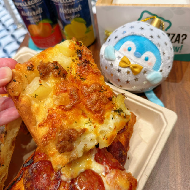 聖誕必食pizza 店😎