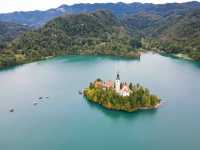 斯洛文尼亞的 Bled Lake。