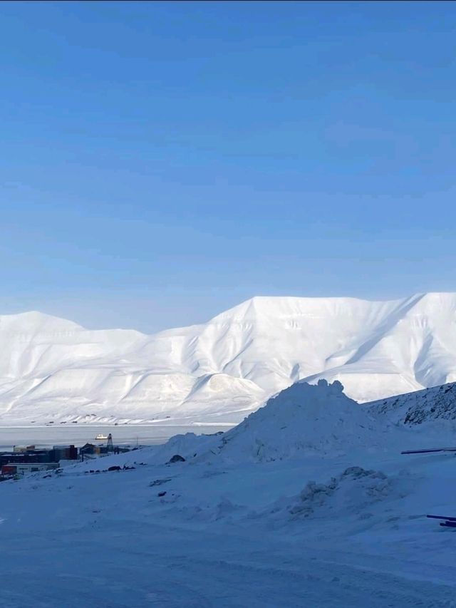 จุดรอชมแสงเหนือสุดฮิต เกาะ Svalbard 