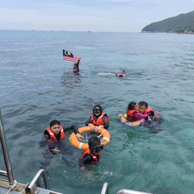 Underwater Wonders and Culinary Delights: My Adventure in Redang Island, Terengganu Malaysia.