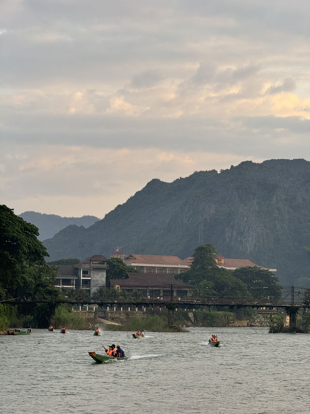 พายเรือคายัค | วังเวียง 🚣🏻‍♂️🌳🌤️🏞️