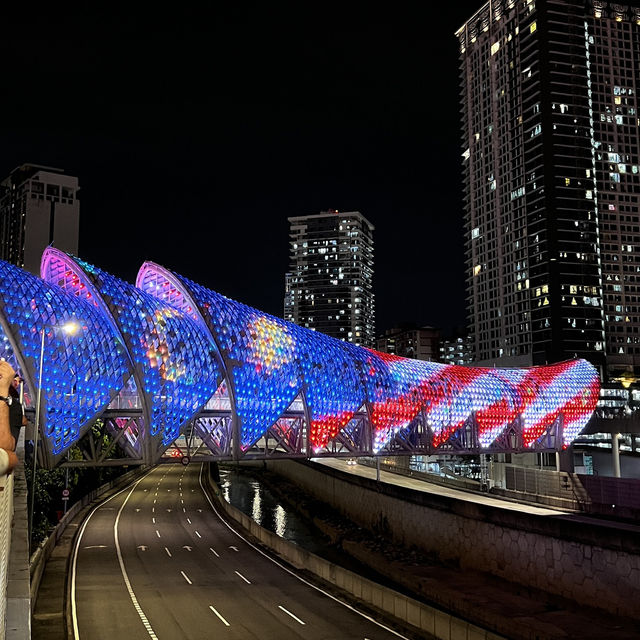 Kuala Lumpur by Night: KLCC and Saloma Bridge in Full Glow