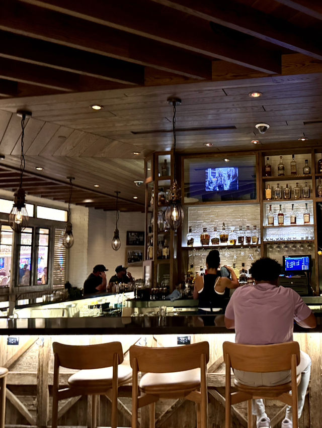 🇺🇸威尼斯人排名第一餐廳「Yardbird table bar」