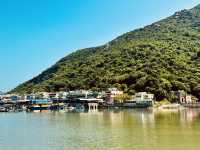 Easy hike on beautiful Lamma Island! 