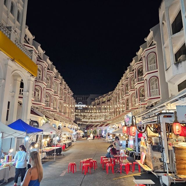 Phuket Oldtown Nightlife 