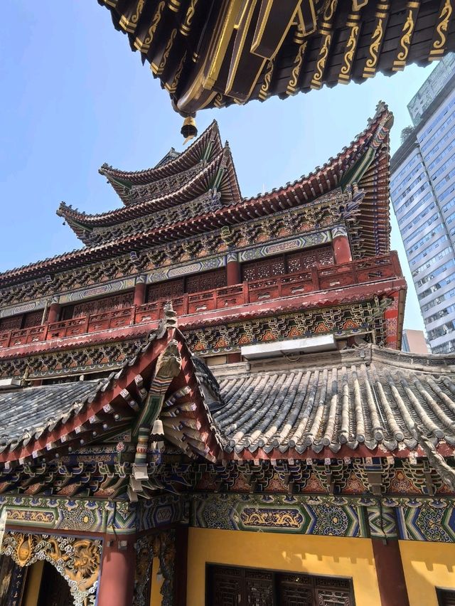 Beautiful temple in the city centre of Chongqing