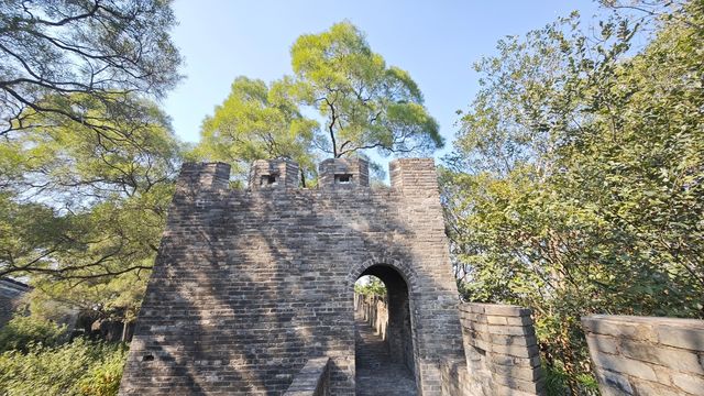 大廣州的「神秘古長城」—— 蓮花城