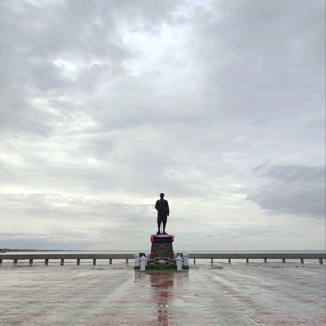 👍🏻Saen Suk Lampam Beach Monument