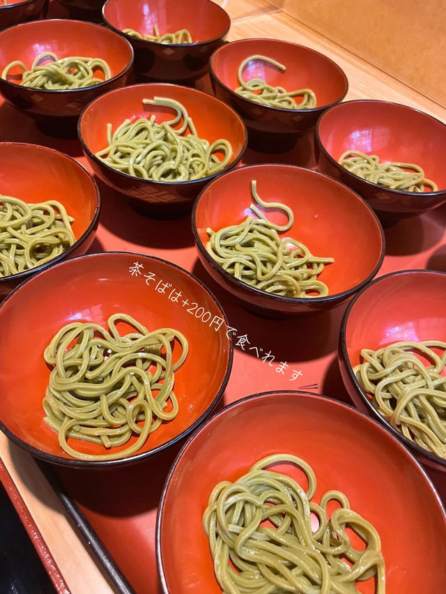 茶そばのわんこそばが食べれる！中尊寺近くのそば処 義家🥢