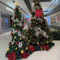 The Ultimate Christmas Photo Spot – Pavilion Damansara Heights