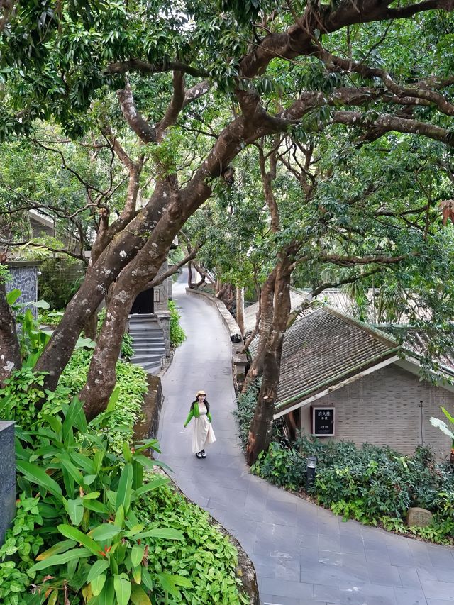 不用去日本！海南都有日式山谷溫泉。