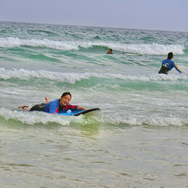 Clear Sky and Water for Surfing at Goldcoast