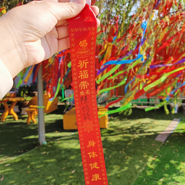 Embracing Peace and Prosperity: The Aloha Spirit at The White Dragon Temple