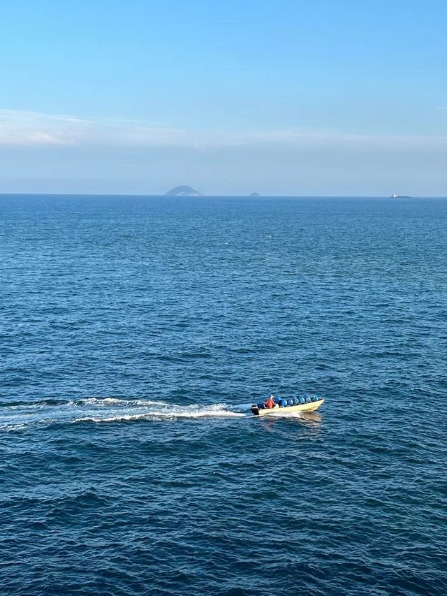 山東青島小麥島｜海邊的免費小島。