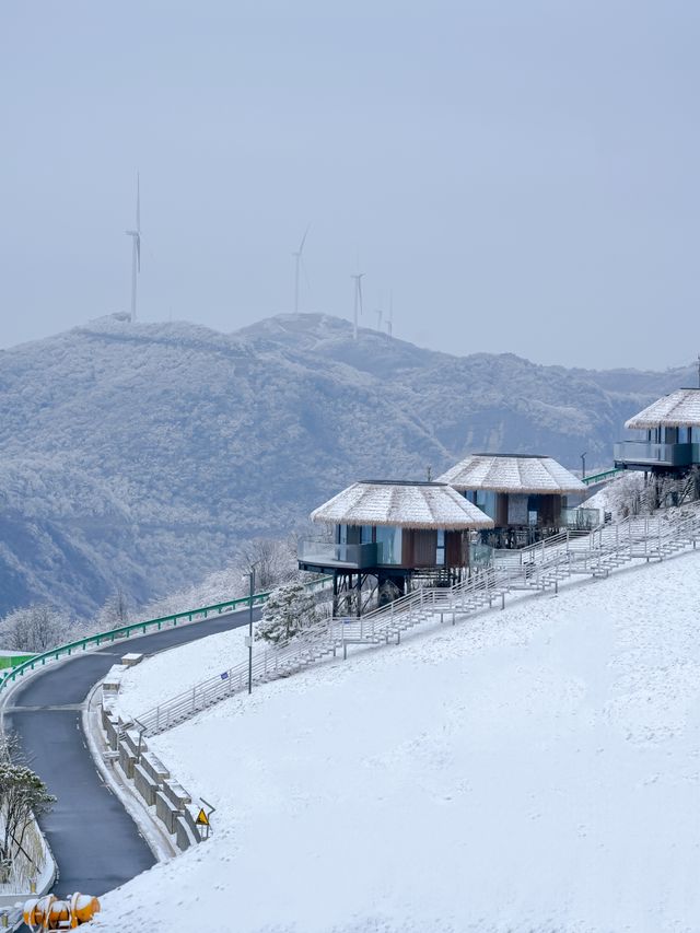 不用去東北，湖北人有自己的雪國世界