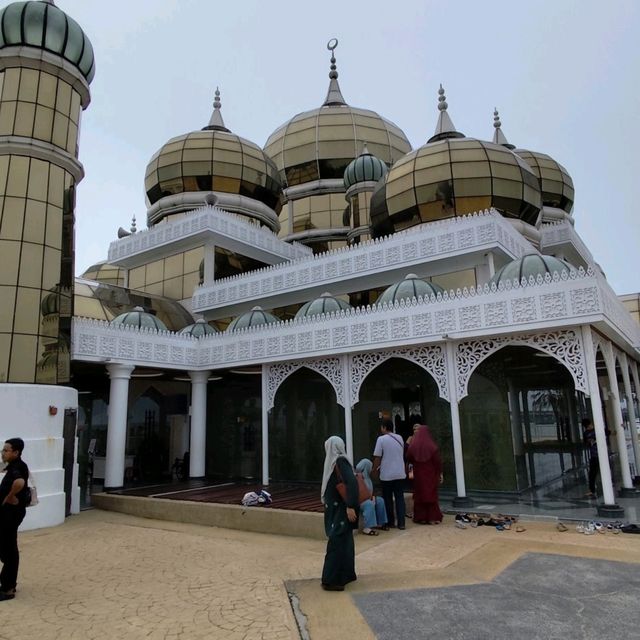 Underwater Wonders and Culinary Delights: My Adventure in Redang Island, Terengganu Malaysia.