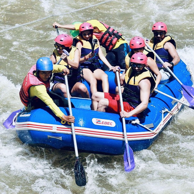 Thrilling Rafting Adventure at Similan Islands