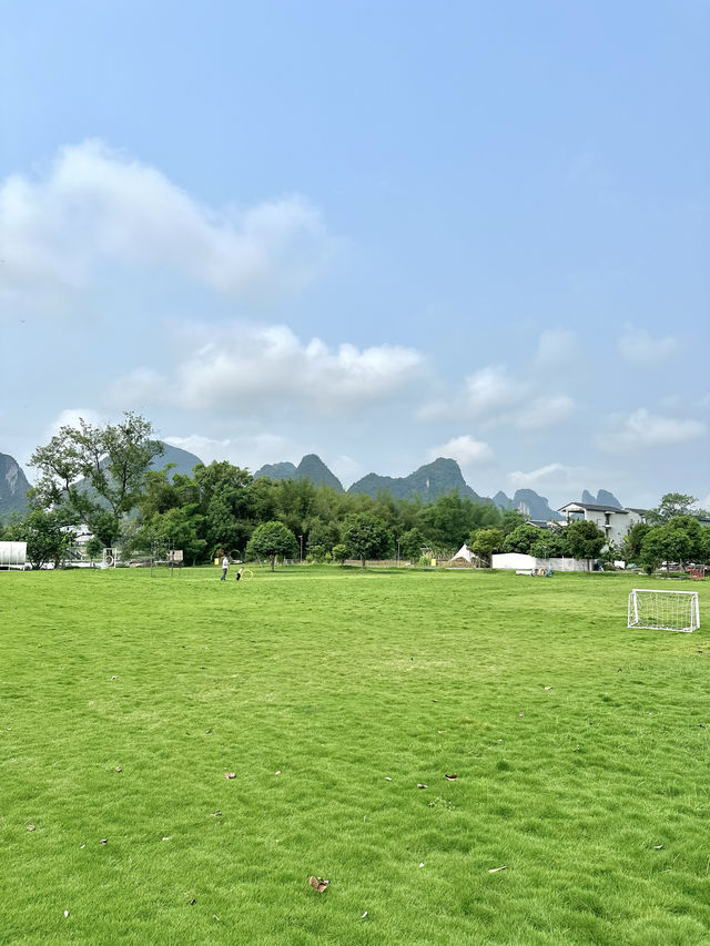 這次，我住進了陽朔遇龍河邊神仙境地的神仙屋