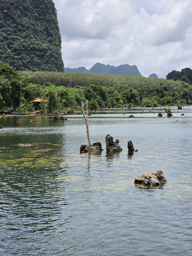 Crystal Oasis at Klong Root