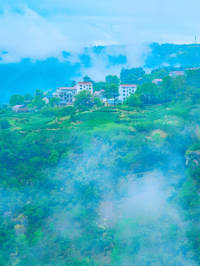 江浙戶外天堂，被十九座山包圍的懸崖古村落，美到窒息！