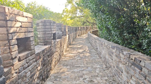 大廣州的「神秘古長城」—— 蓮花城