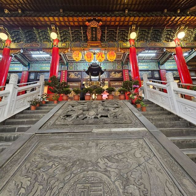 Sanfong Temple