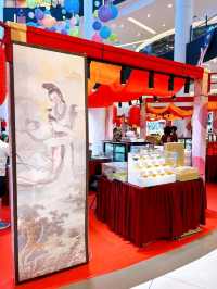 Celebrating the Mooncake Festival at Aeon Tebrau: A Vibrant Market of Mooncakes and Lanterns