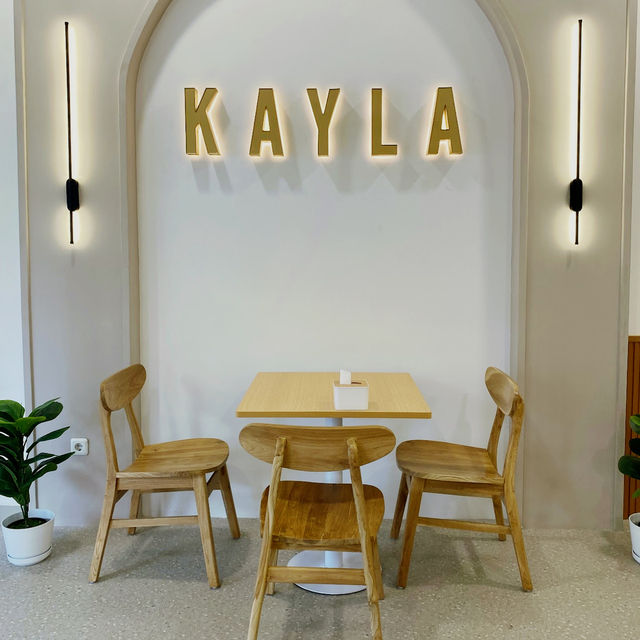 Kayla Bakery - Cake & Coffee