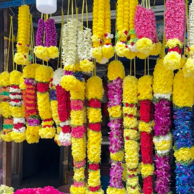 Batu Caves: A Stairway to Spiritual Splendor in Malaysia