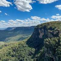 Exploring the Blue Mountains: A Natural Wonderland