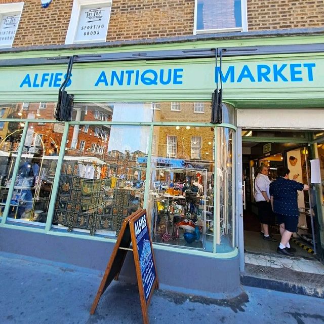 ALFIES ANTIQUE MARKET - VINTAGE TREASURES!