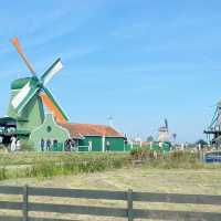 Backpacking Through Time: Zaanse Schans, The Dutch Delight 🇳🇱