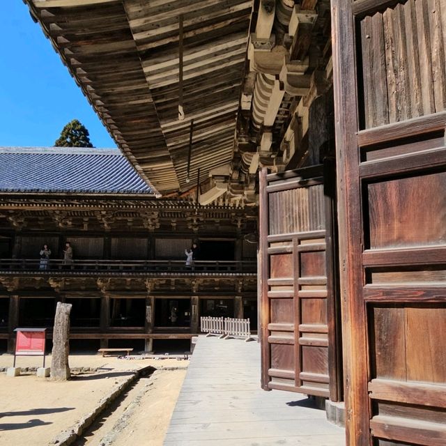 圓教寺〔食堂〕經書抄寫體驗與佛物展覽區。